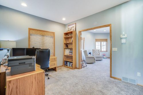 5230 Creekside Pl, La Crosse WI  54601-2296 exterior