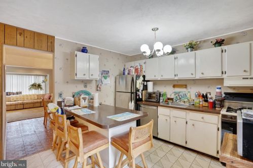 645 Ithaca Pl, East Windsor NJ 08520-5614 exterior