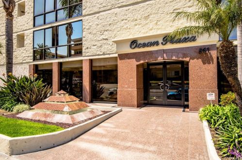 531 Esplanade, Redondo Beach CA  90277-4058 exterior