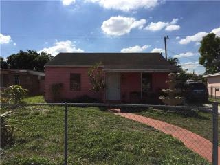 740 1st St, Hialeah, FL 33010-5402