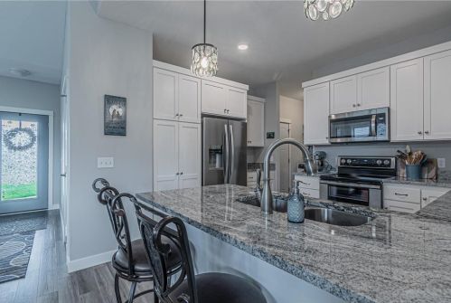 1812 Cypress Trl, New Johannesburg WI  54017-4000 exterior