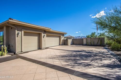 11305 Monument Dr, Scottsdale AZ 85262-3375 exterior