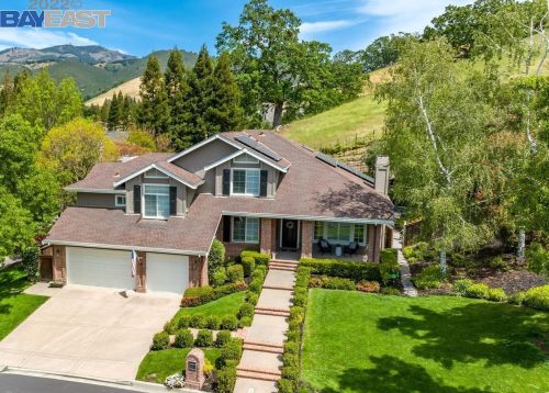 43 Brightwood Cir, Danville, CA 94506-1923