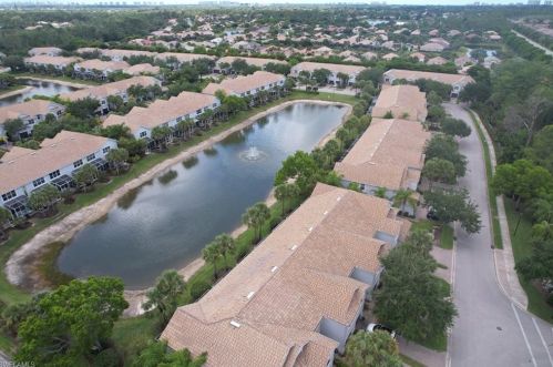 15817 Marcello Cir, Naples FL  34110-2833 exterior