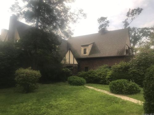 544 Lincoln Ave, Mount Vernon, NY 10552-3719
