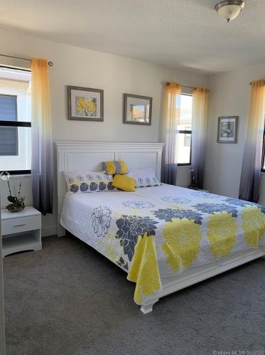 9764 34th Ct, Hialeah FL  33018-1880 exterior