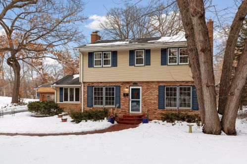 1812 Pleasant Ave, South Saint Paul, MN 55075-1233