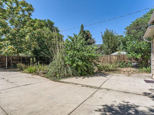 1567 Rosemary St, Denver CO 80220-1958 exterior