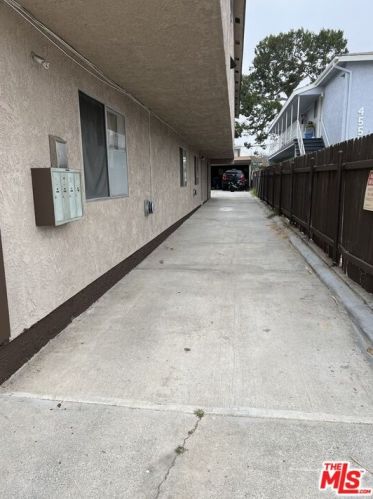 4561 173rd St, Lawndale CA  90260-3431 exterior