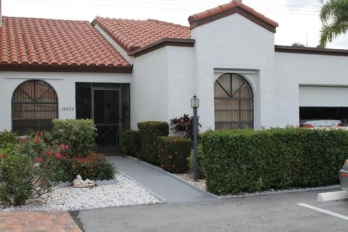 13534 Fountain View Blvd, West Palm Beach, FL 33414-7759