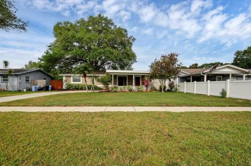 9648 56th St, Pinellas Park, FL 33782-3639