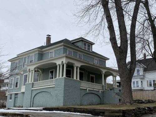 20 Highland Ave, Unity NH  03743-3135 exterior