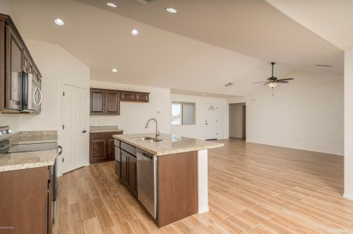 22416 Lone Mountain Rd, Wittmann, AZ 85361-9530