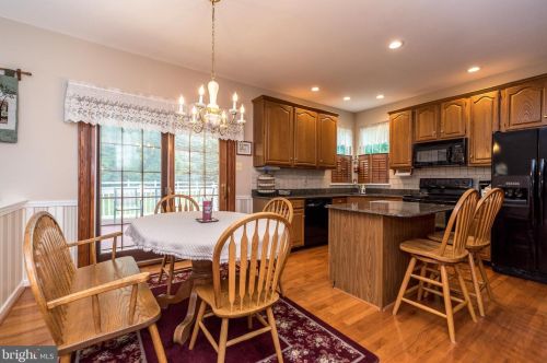 2236 Lilac Ln, Jamison PA  18929-1203 exterior