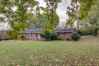 4027 Sheddan Dr, Columbia, TN 38401-5038