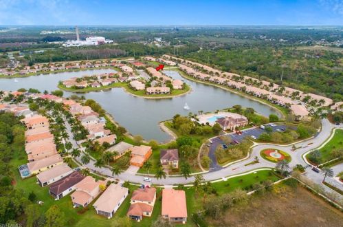 8672 Athena Ct, Lehigh Acres, FL 33971-3754