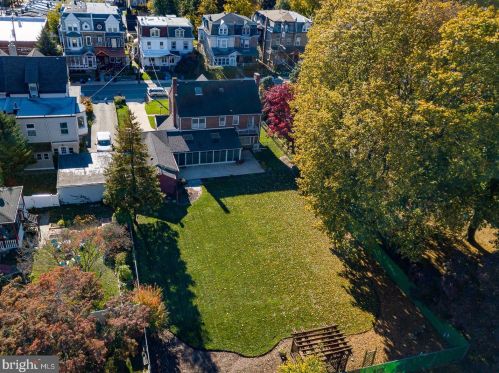 556 Leverington Ave, Philadelphia PA 19128-3314 exterior