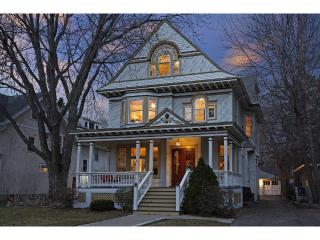 4208 Linden Hills Blvd, Minneapolis, MN 55410-1606