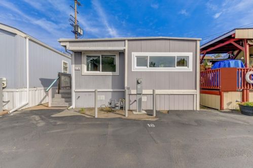 900 Cleveland St, Oceanside, CA 92054-2199
