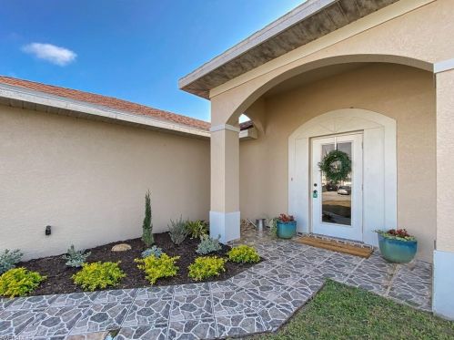 2709 12th Pl, Cape Coral, FL 33914-4137