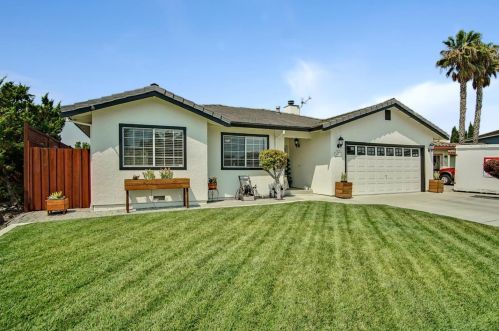 550 Verona Pl, Hollister, CA 95023-7125