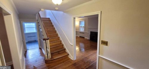 801 32nd St, Wilmington, DE 19802-2505