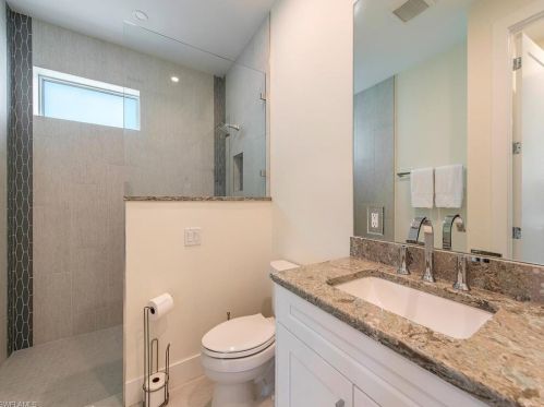 799 104th Ave, Naples FL  34108-3230 exterior