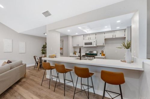 353 Windy Ln, Vista CA  92083-5766 exterior