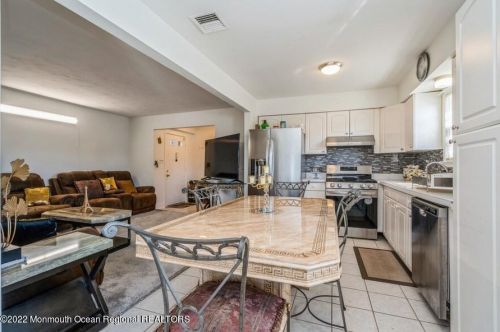 2 Lowell Ct, Bricktown NJ  08724-2423 exterior