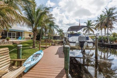 3161 Lake Ter, Palm City, FL 34990-1928