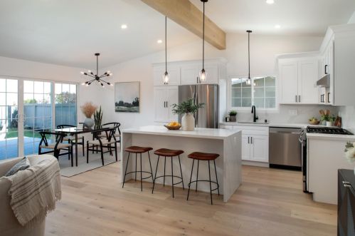 3120 Geoffrey Dr, San Bruno CA  94066-1623 exterior