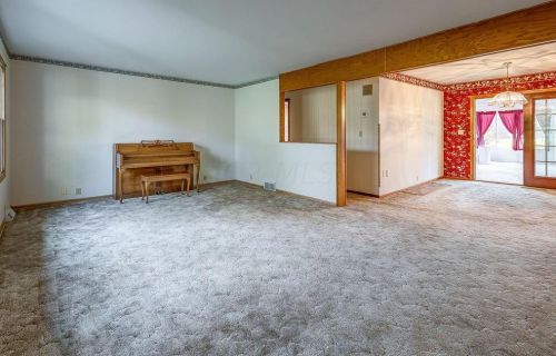 11860 Green Valley Rd, Mount Vernon OH  43050-9624 exterior