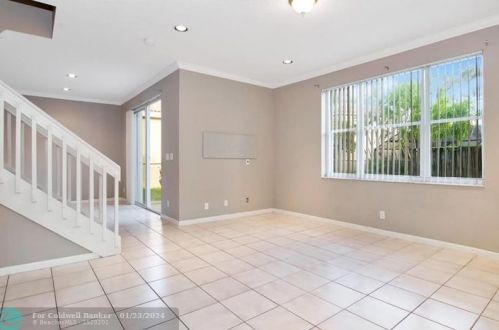 17398 20th Ct, Hollywood FL  33029-5541 exterior