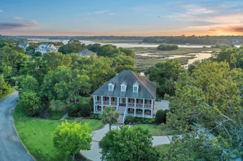 3984 Gift Blvd, Johns Island SC  29455-7740 exterior