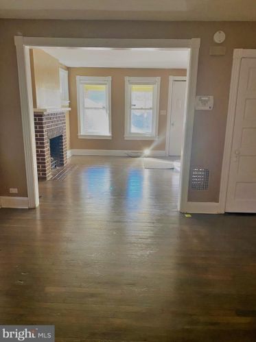 468 Stuyvesant Ave, Trenton NJ  08618-4103 exterior