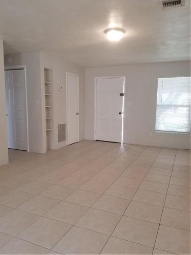 171 Devon Ave, Casselberry, FL 32708-2516