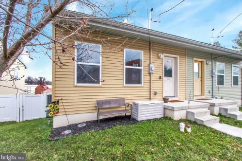 663 Fairview Ave, Lancaster, PA 17603-5852