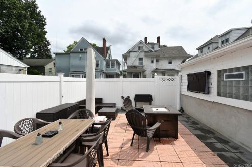 244 Summit Ave, Mount Vernon NY  10552-3343 exterior