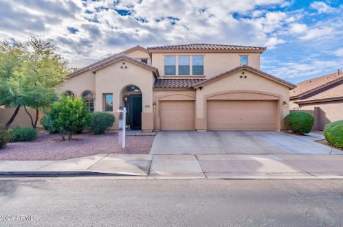 9635 Natal Ave, Mesa, AZ 85209-2412