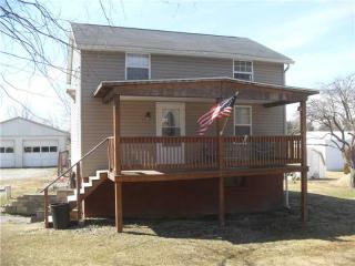 381 Lake Rd, Somerset, PA 15501-1647