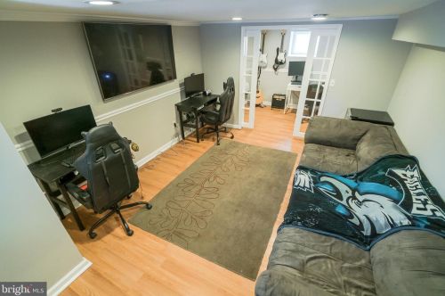 309 Butler Ave, Prospectville PA 19002-5740 exterior