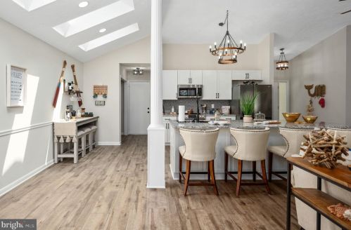 327 Fairway Dr, Locust Grove VA  22508-5441 exterior