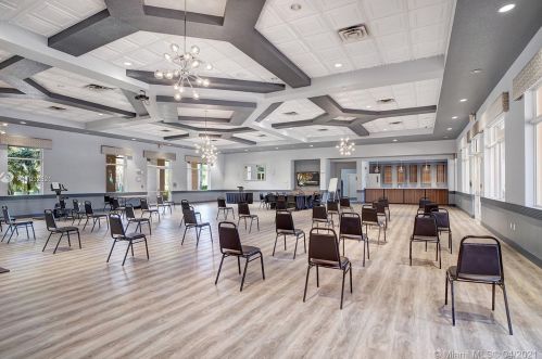 1885 139 Ter, Hollywood FL  33028-2837 exterior