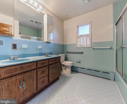 520 Lakeview Dr, Auburn NJ  08085-1248 exterior