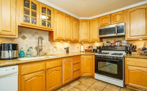 5132 Gardenia Ave, Long Beach CA  90807-1116 exterior