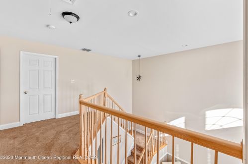 32 Picket Pl, East Freehold NJ  07728-9532 exterior