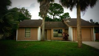 2381 Linwood Dr, Sarasota, FL 34232-4213