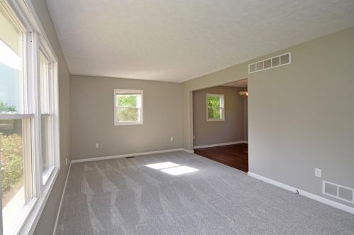 1297 Surrender Ct, Amelia OH  45102-1640 exterior