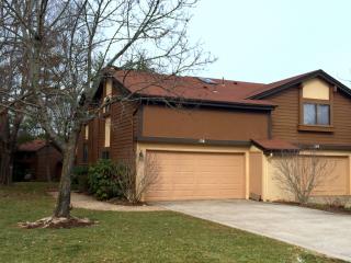 138 Sayre Dr, Princeton NJ  08540-5808 exterior