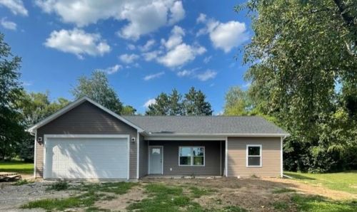 133 Midland Ave, Cardington, OH 43315-1028